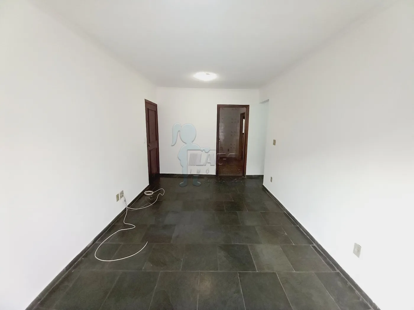 Alugar Apartamento / Padrão em Ribeirão Preto R$ 1.500,00 - Foto 3