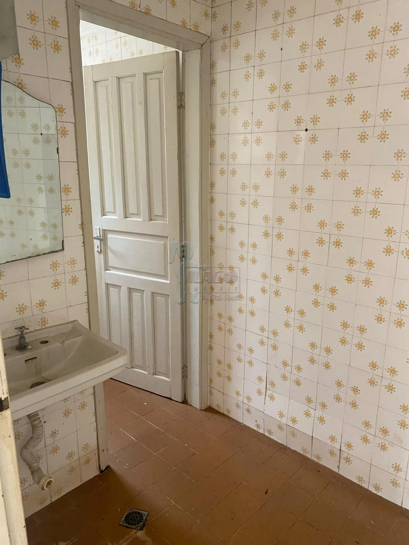 Alugar Casa / Padrão em Ribeirão Preto R$ 2.500,00 - Foto 2