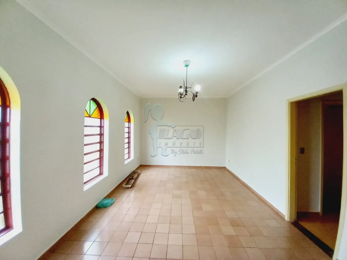 Alugar Casa / Padrão em Ribeirão Preto R$ 1.800,00 - Foto 7