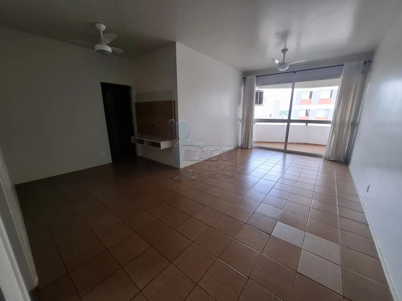 Alugar Apartamento / Padrão em Ribeirão Preto R$ 1.200,00 - Foto 1