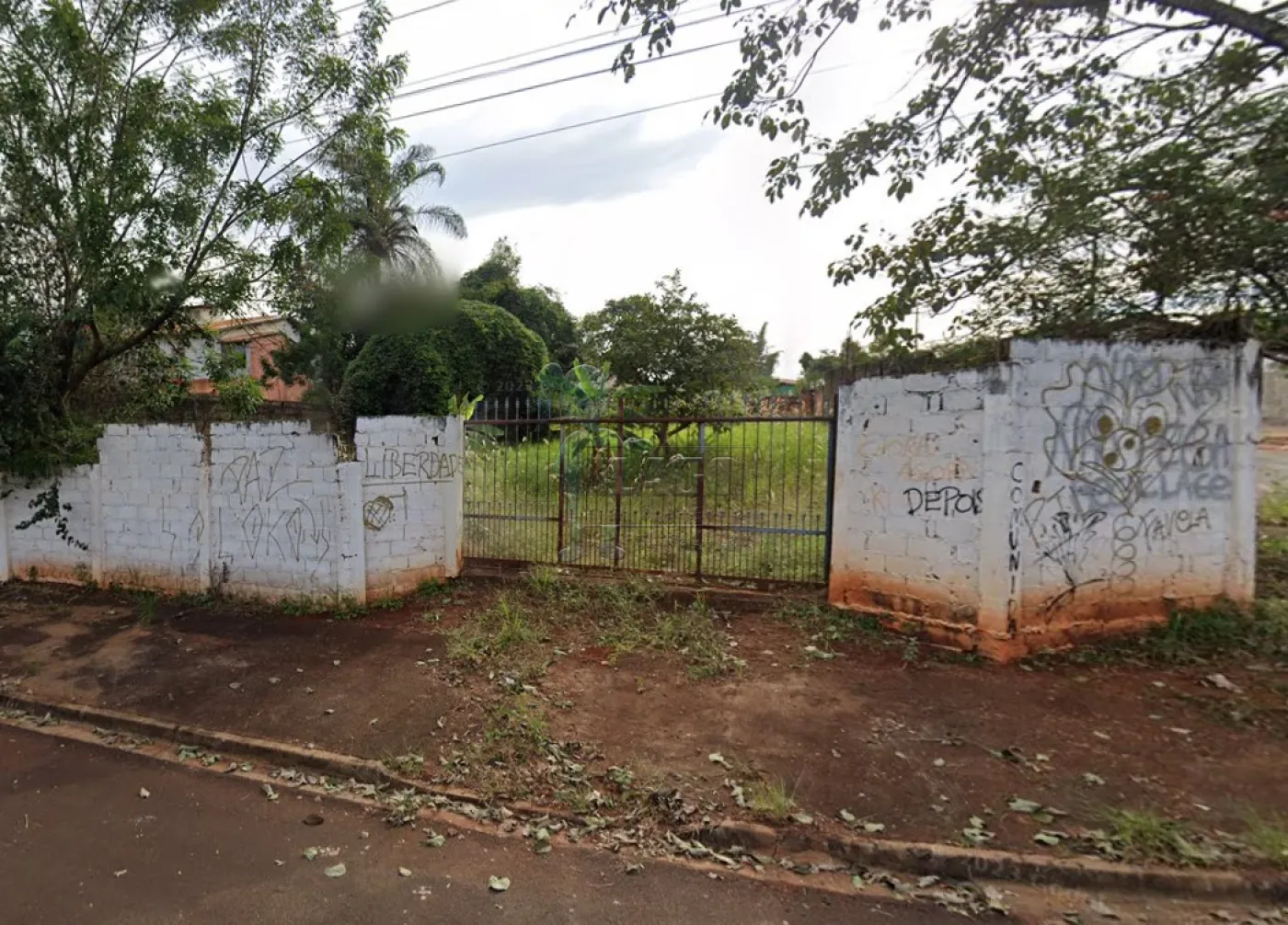 Comprar Terreno / Padrão em Ribeirão Preto R$ 185.000,00 - Foto 1