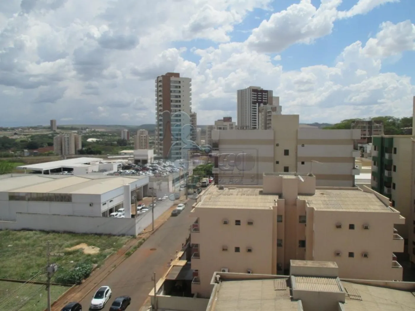 Alugar Apartamento / Padrão em Ribeirão Preto R$ 2.500,00 - Foto 1