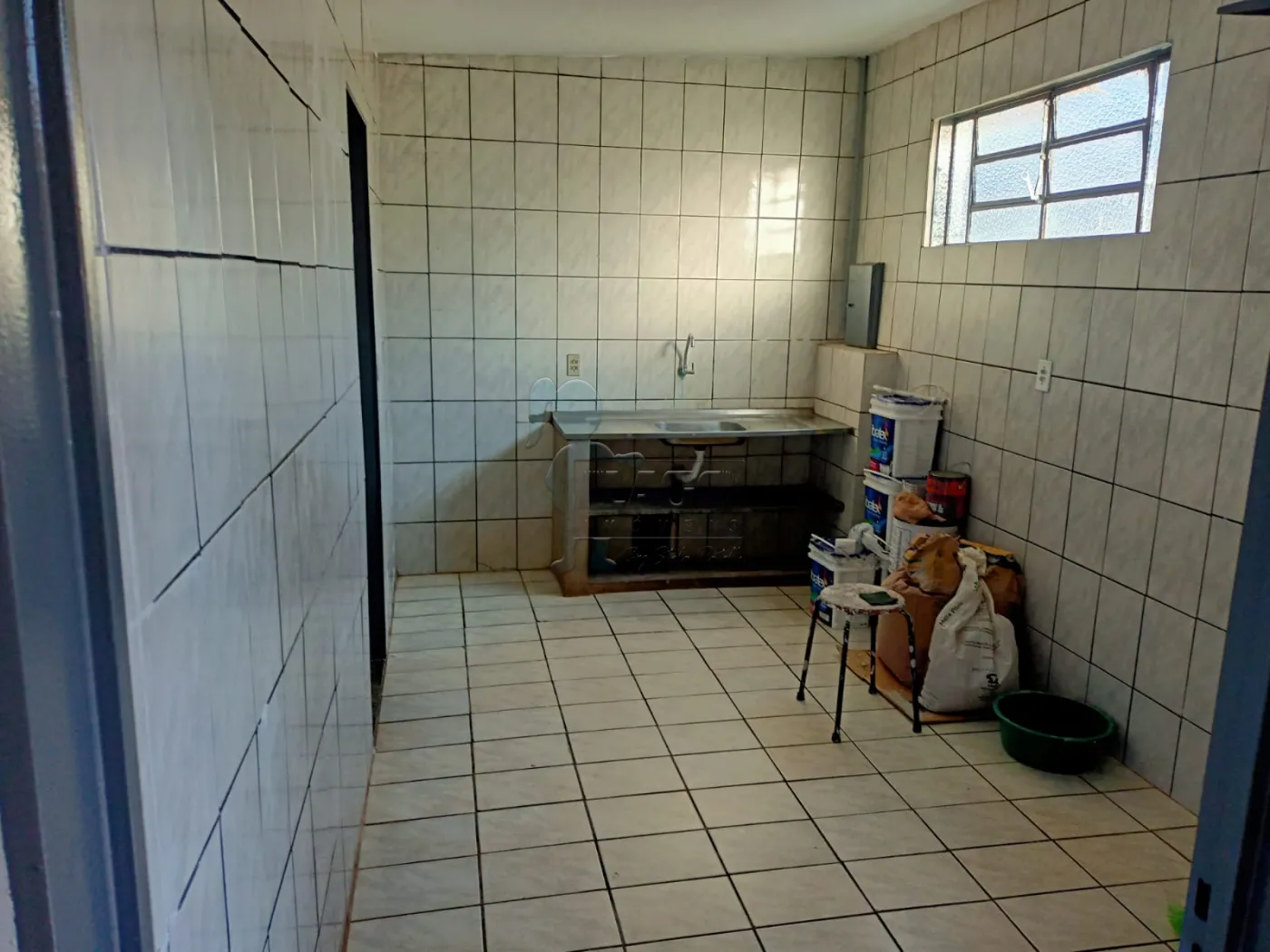 Alugar Casa / Padrão em Ribeirão Preto R$ 850,00 - Foto 2