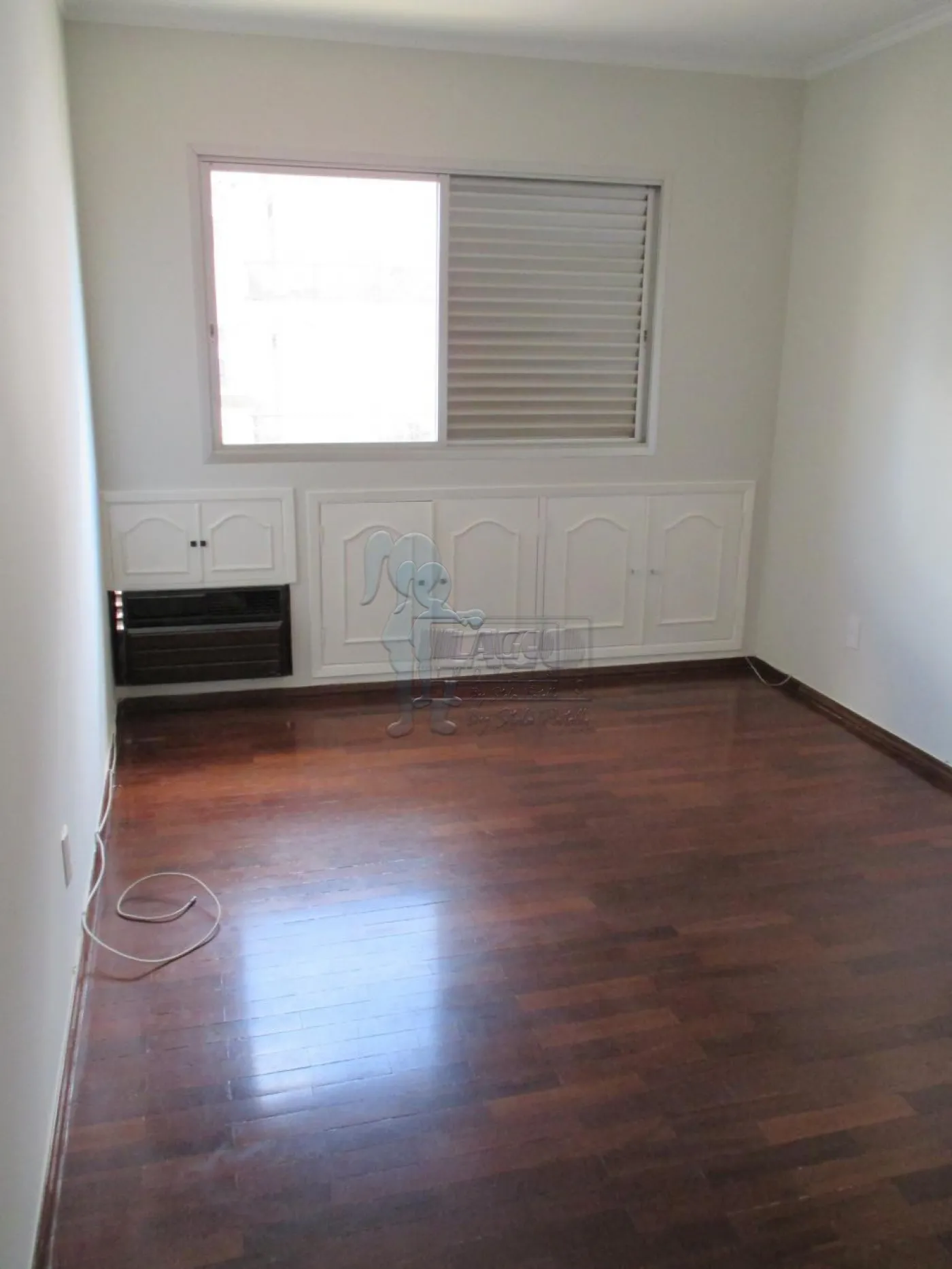 Alugar Apartamento / Padrão em Ribeirão Preto R$ 720,00 - Foto 2