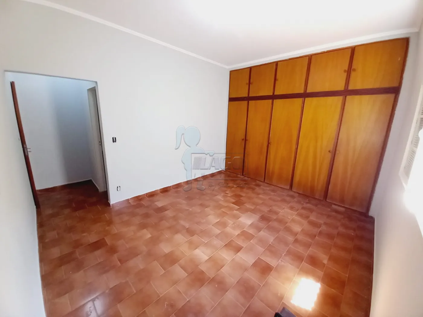 Alugar Casa / Padrão em Ribeirão Preto R$ 2.900,00 - Foto 8