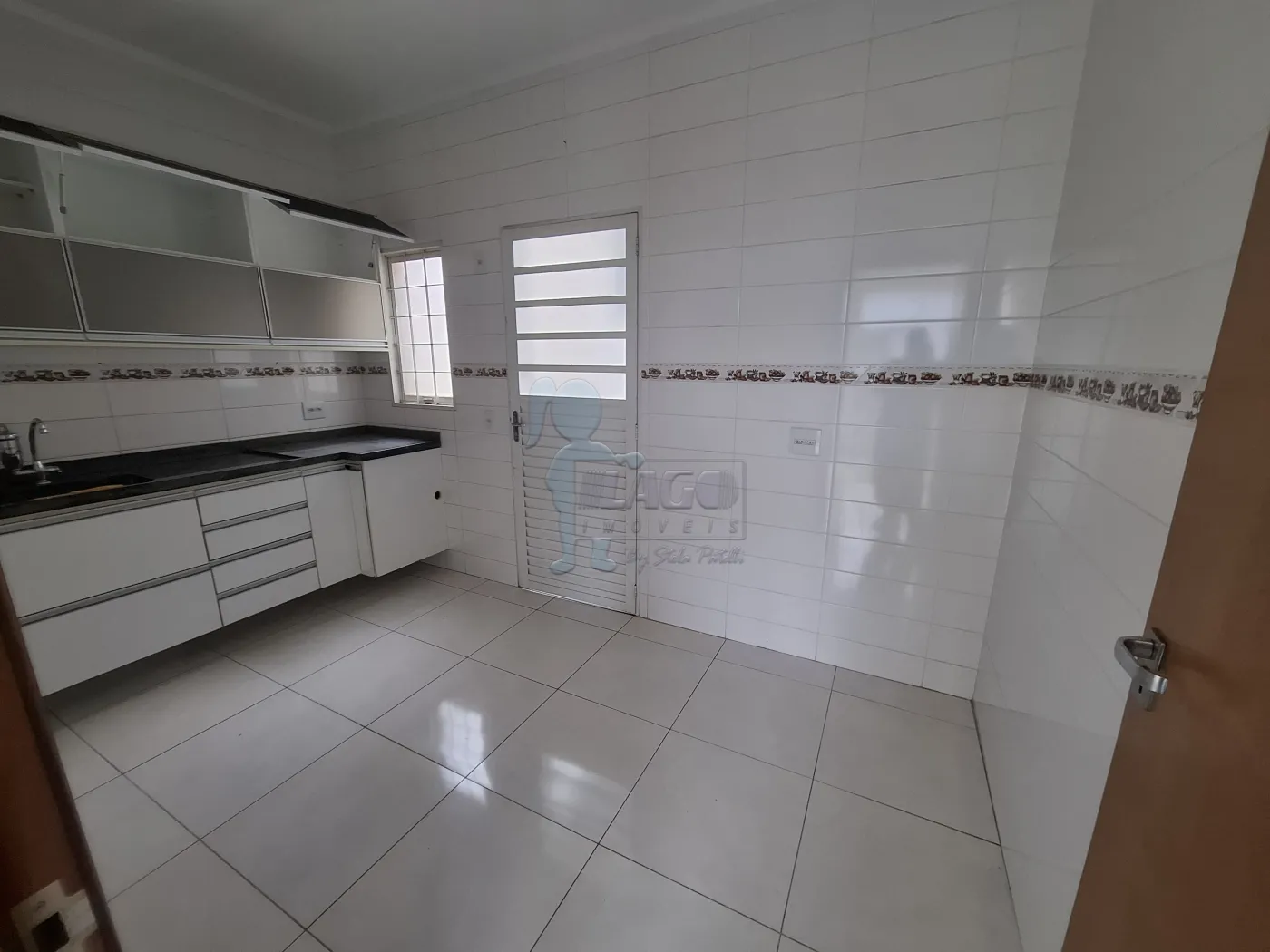 Alugar Apartamento / Padrão em Ribeirão Preto R$ 1.500,00 - Foto 4