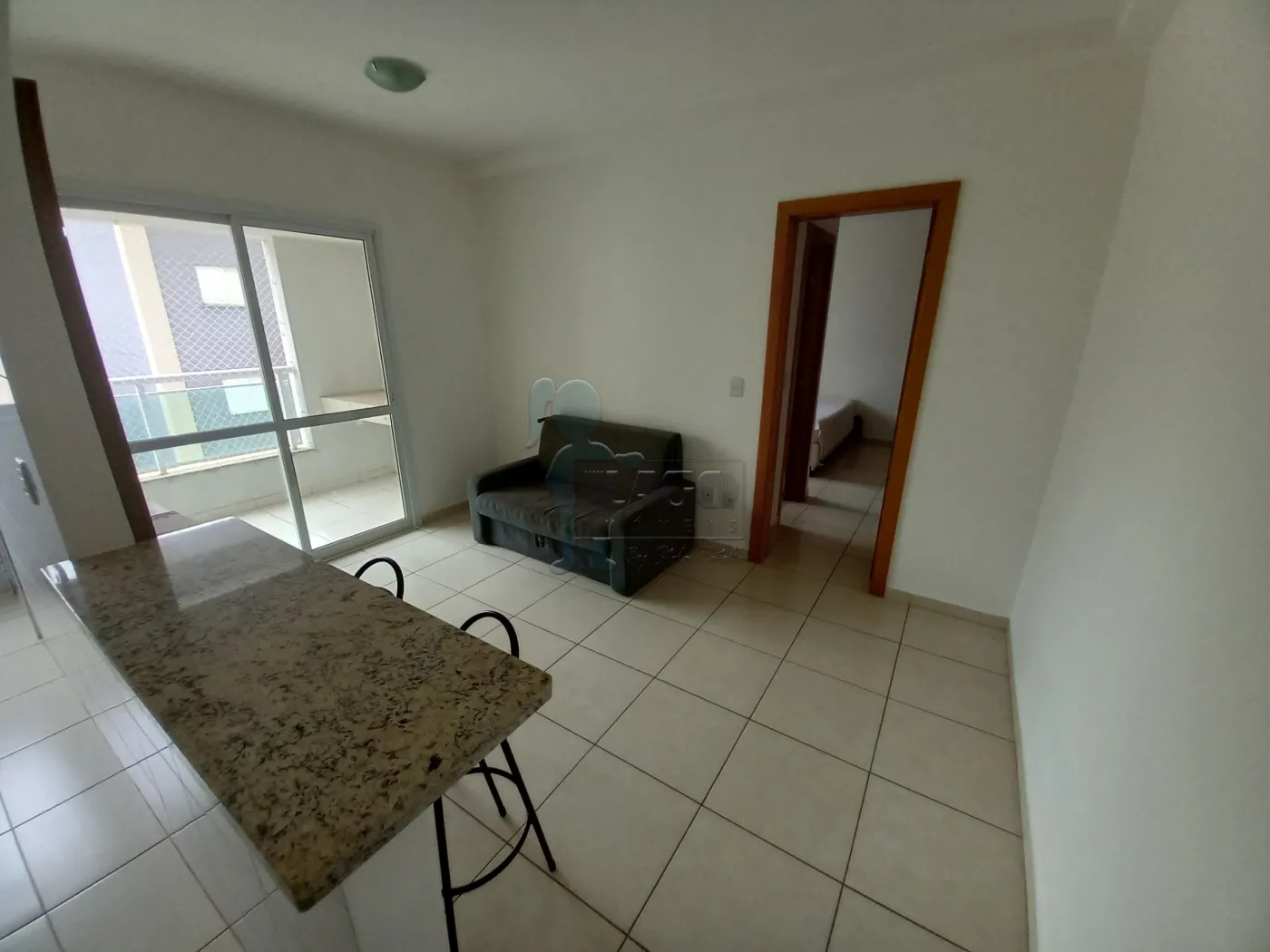 Alugar Apartamento / Padrão em Ribeirão Preto R$ 2.000,00 - Foto 3