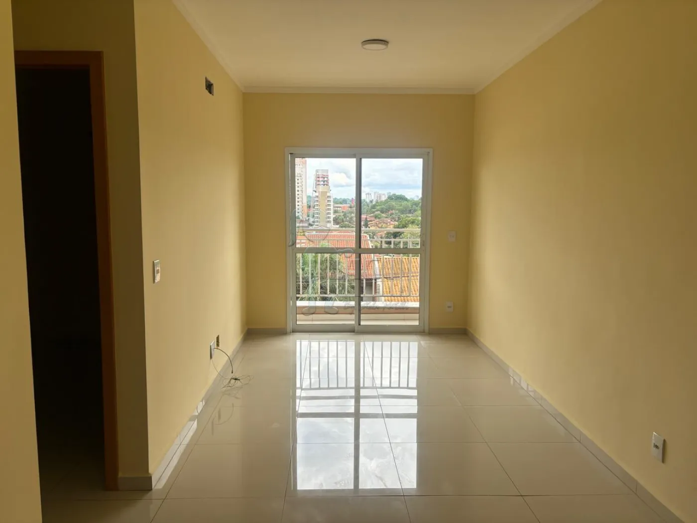 Alugar Apartamento / Padrão em Ribeirão Preto R$ 1.400,00 - Foto 1