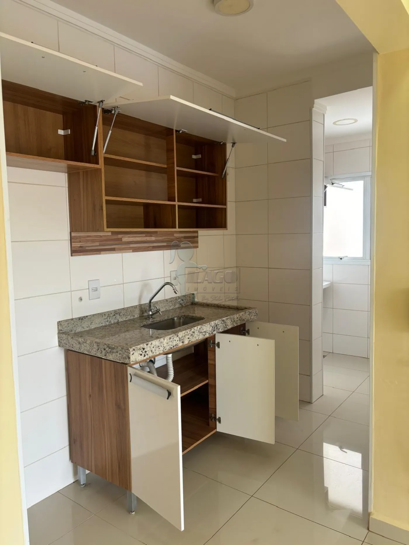 Alugar Apartamento / Padrão em Ribeirão Preto R$ 1.400,00 - Foto 3