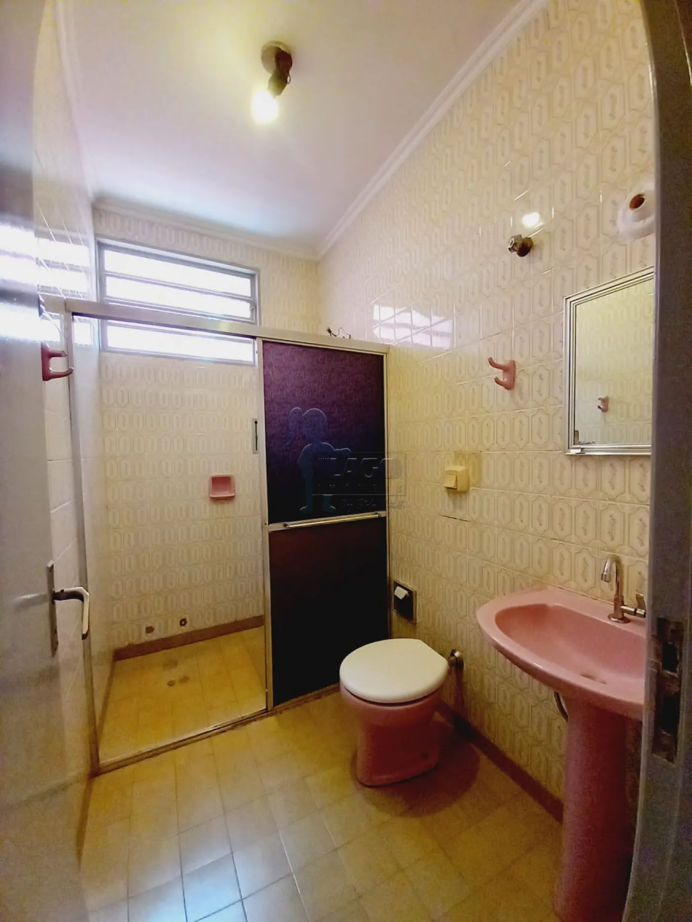 Alugar Casa / Padrão em Ribeirão Preto R$ 800,00 - Foto 6