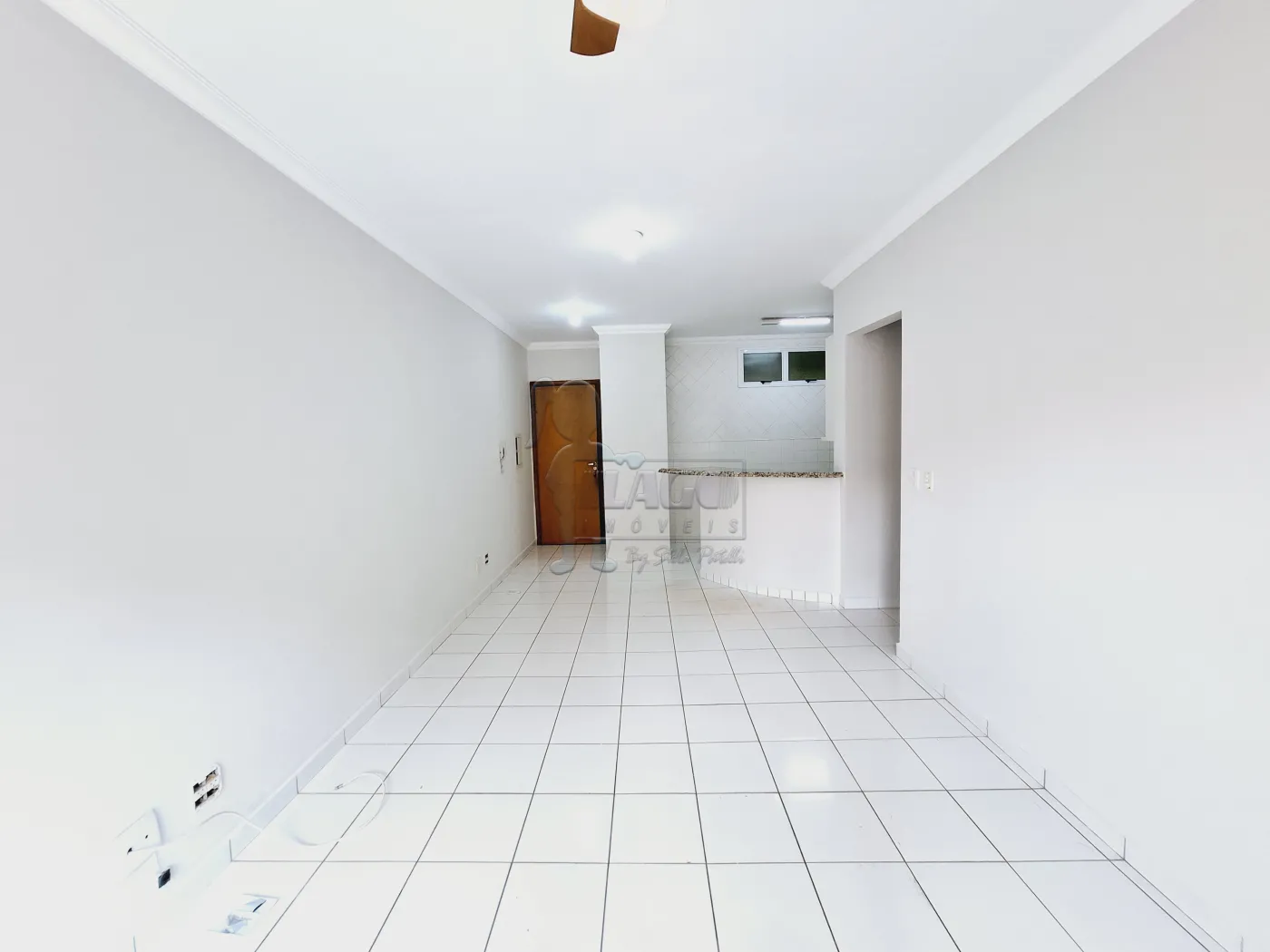 Alugar Apartamento / Padrão em Ribeirão Preto R$ 1.500,00 - Foto 2