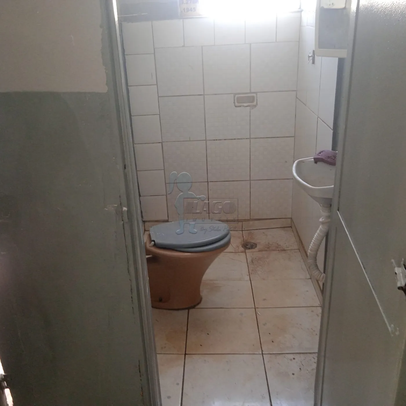 Alugar Casa / Padrão em Ribeirão Preto R$ 650,00 - Foto 8