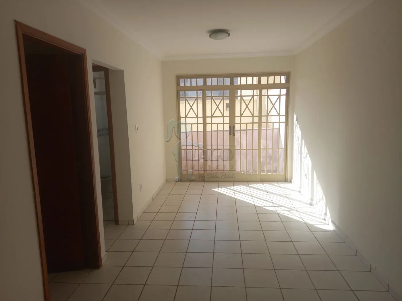 Alugar Apartamento / Padrão em Ribeirão Preto R$ 1.100,00 - Foto 1