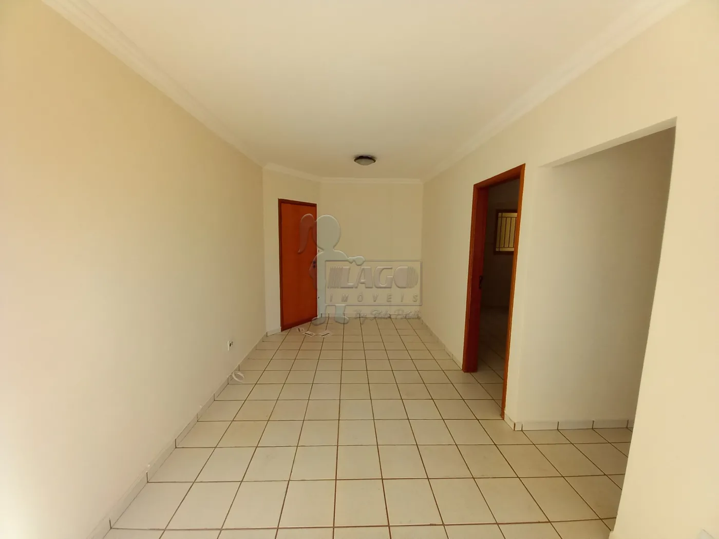 Alugar Apartamento / Padrão em Ribeirão Preto R$ 1.100,00 - Foto 2