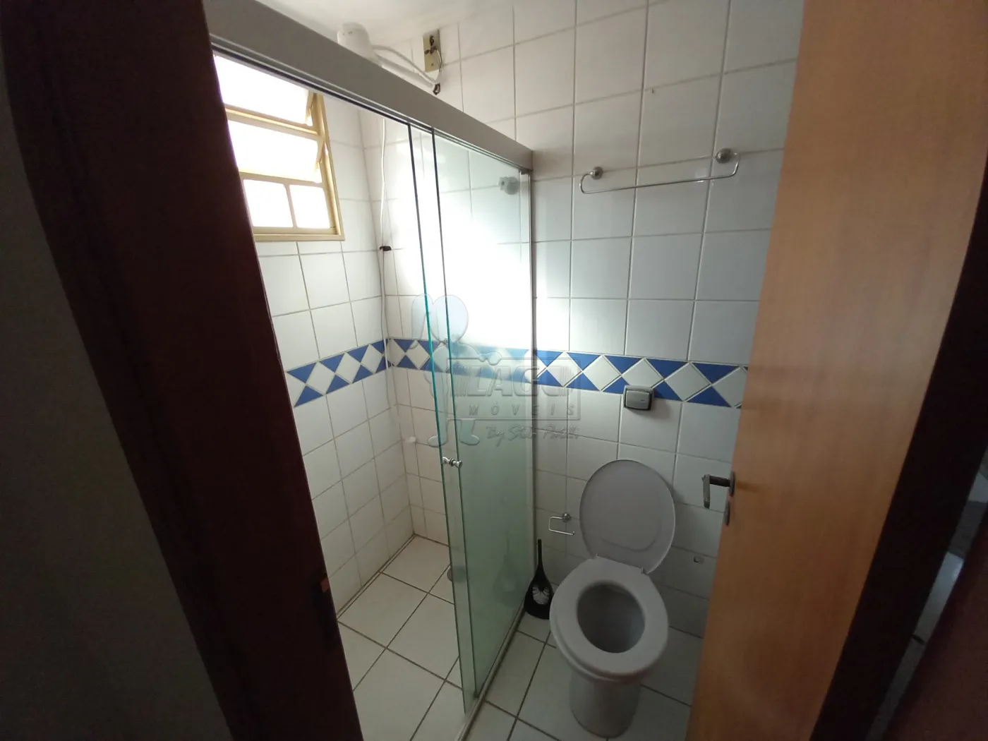 Alugar Apartamento / Padrão em Ribeirão Preto R$ 1.100,00 - Foto 8