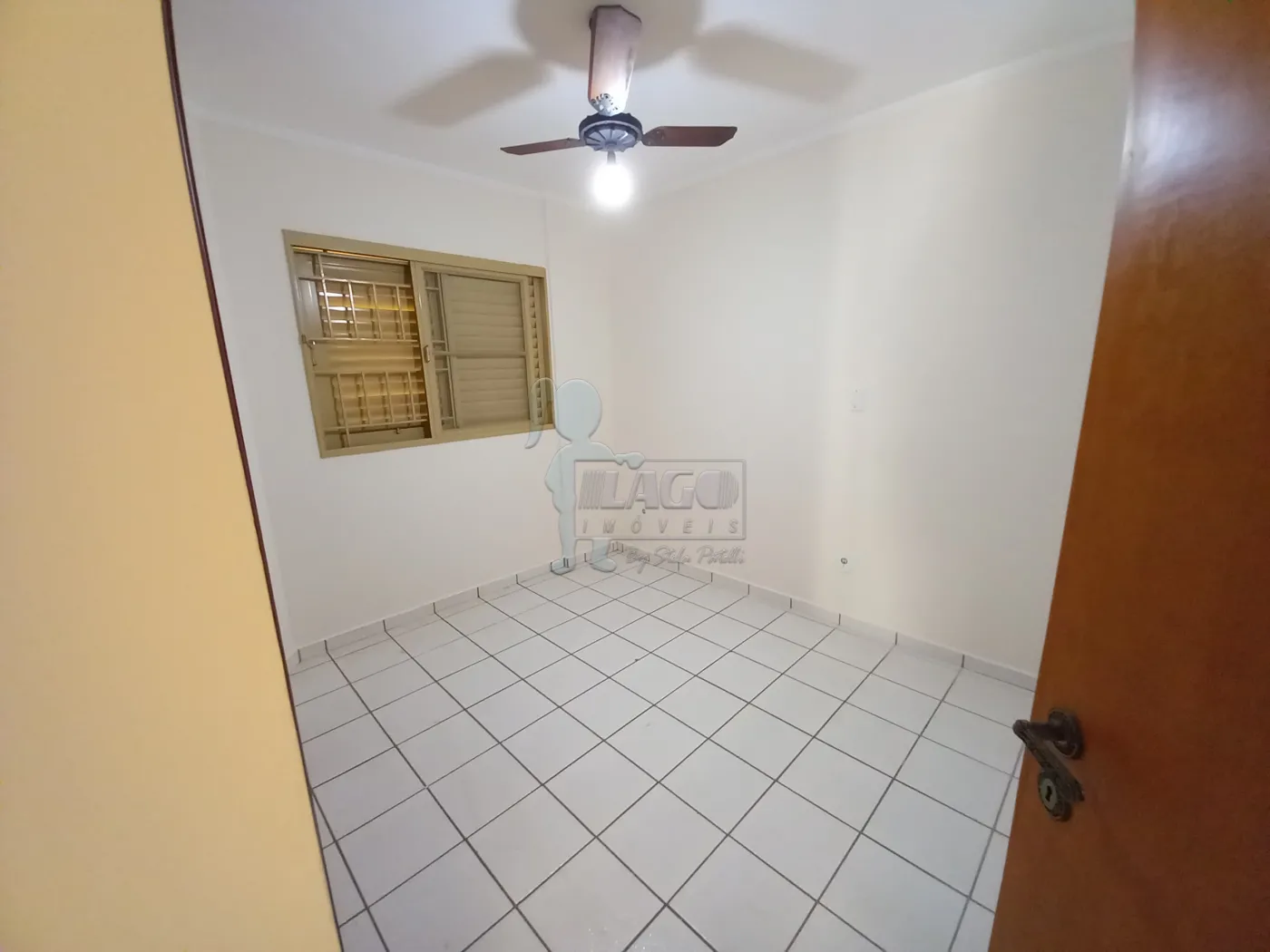 Alugar Apartamento / Padrão em Ribeirão Preto R$ 1.100,00 - Foto 9