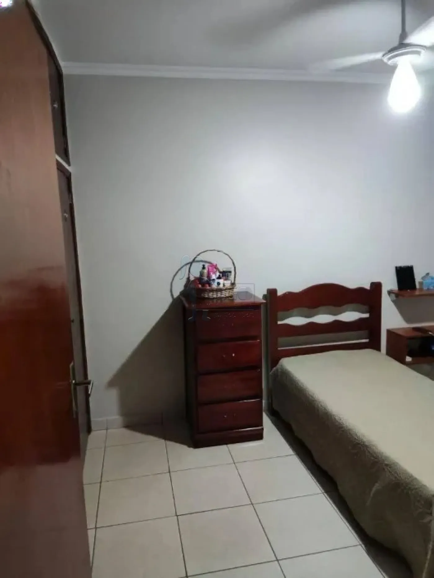 Alugar Casa / Padrão em Ribeirão Preto R$ 1.450,00 - Foto 10