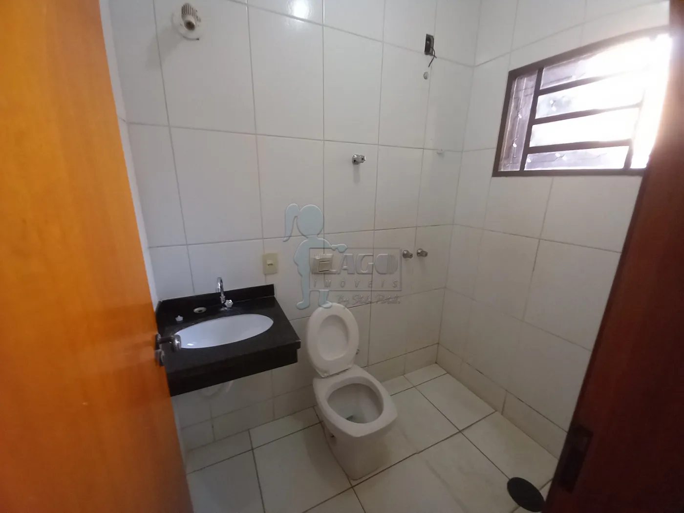 Alugar Casa / Padrão em Ribeirão Preto R$ 1.300,00 - Foto 13