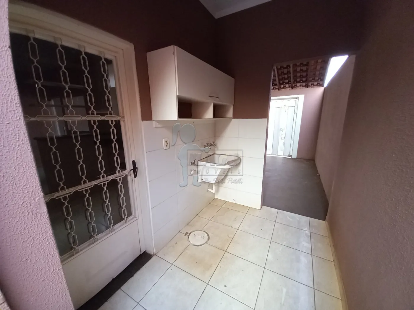 Alugar Casa / Padrão em Ribeirão Preto R$ 1.700,00 - Foto 12