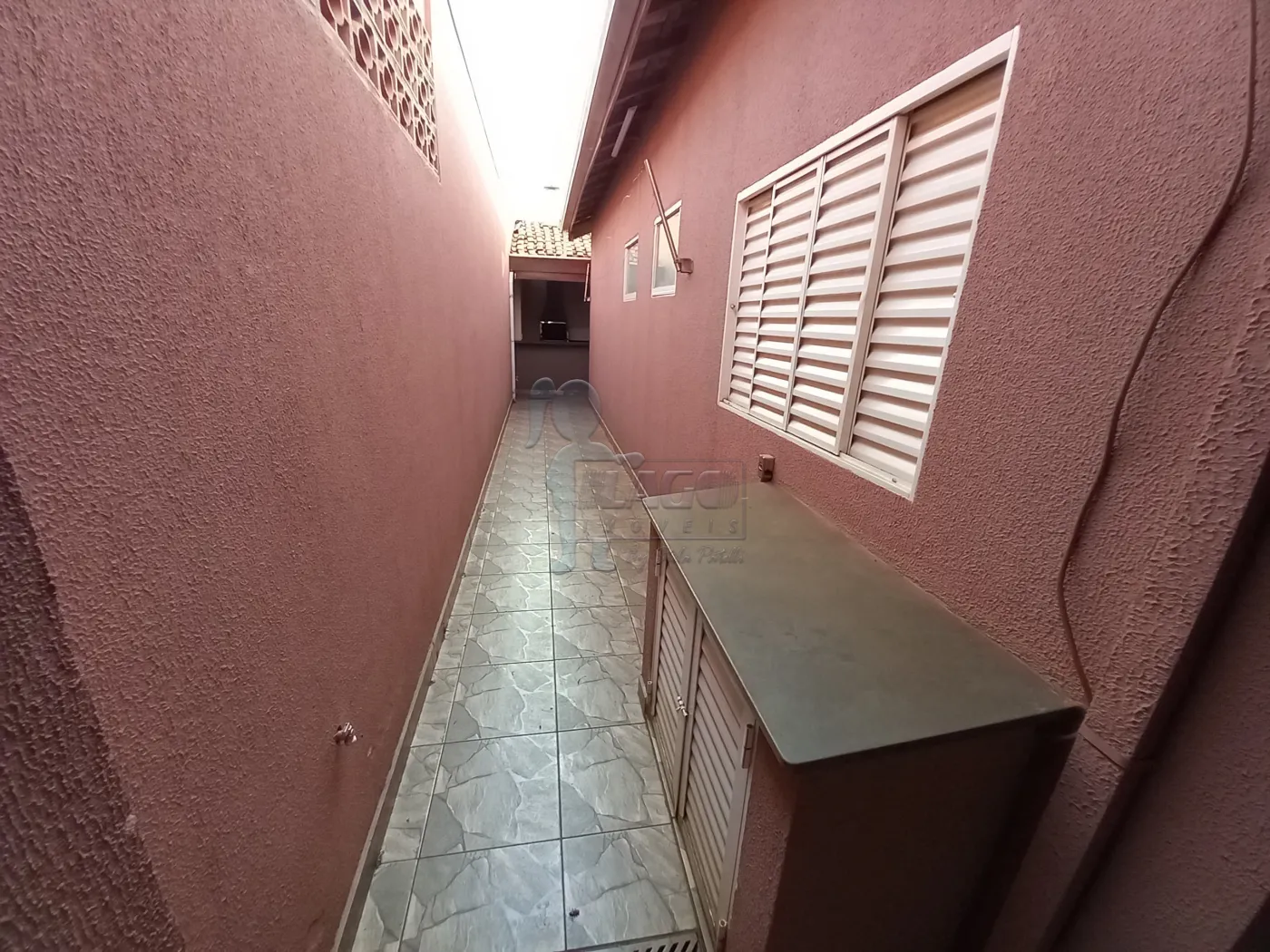 Alugar Casa / Padrão em Ribeirão Preto R$ 1.700,00 - Foto 16