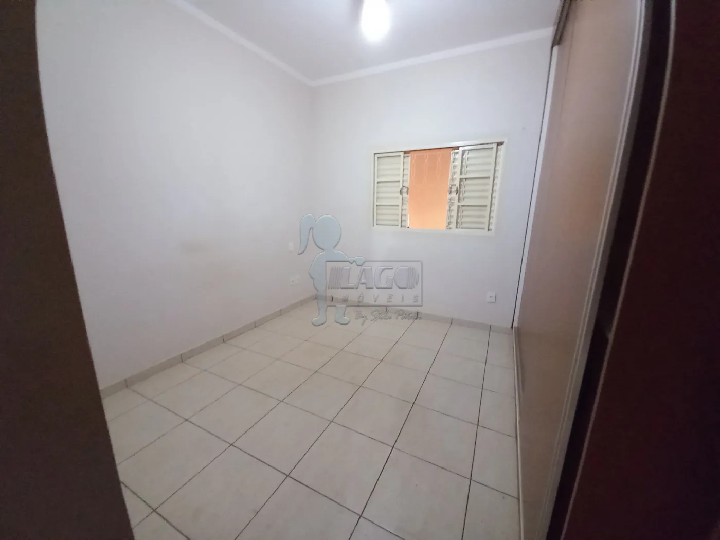 Alugar Casa / Padrão em Ribeirão Preto R$ 1.700,00 - Foto 8