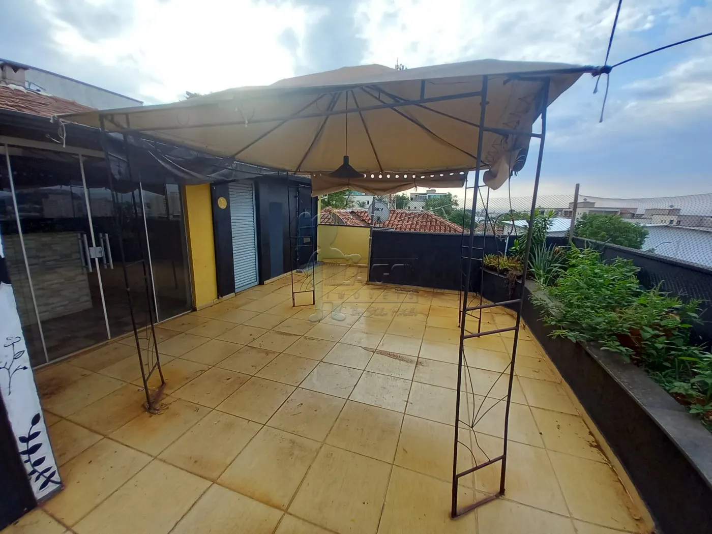 Alugar Apartamento / Padrão em Ribeirão Preto R$ 750,00 - Foto 1