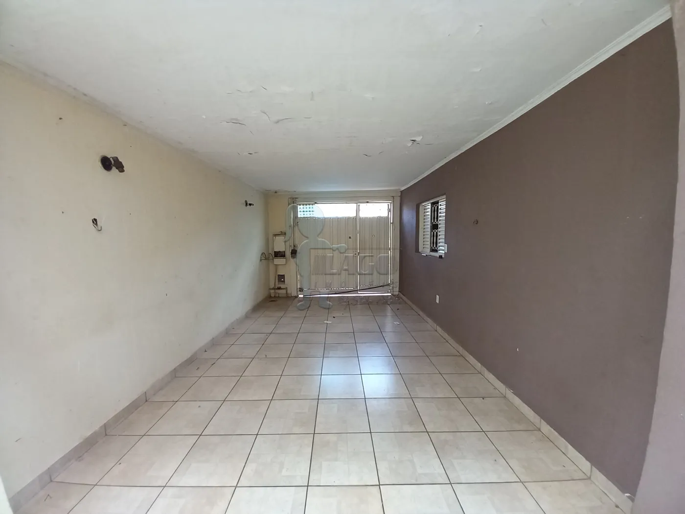 Alugar Casa / Padrão em Ribeirão Preto R$ 1.600,00 - Foto 1