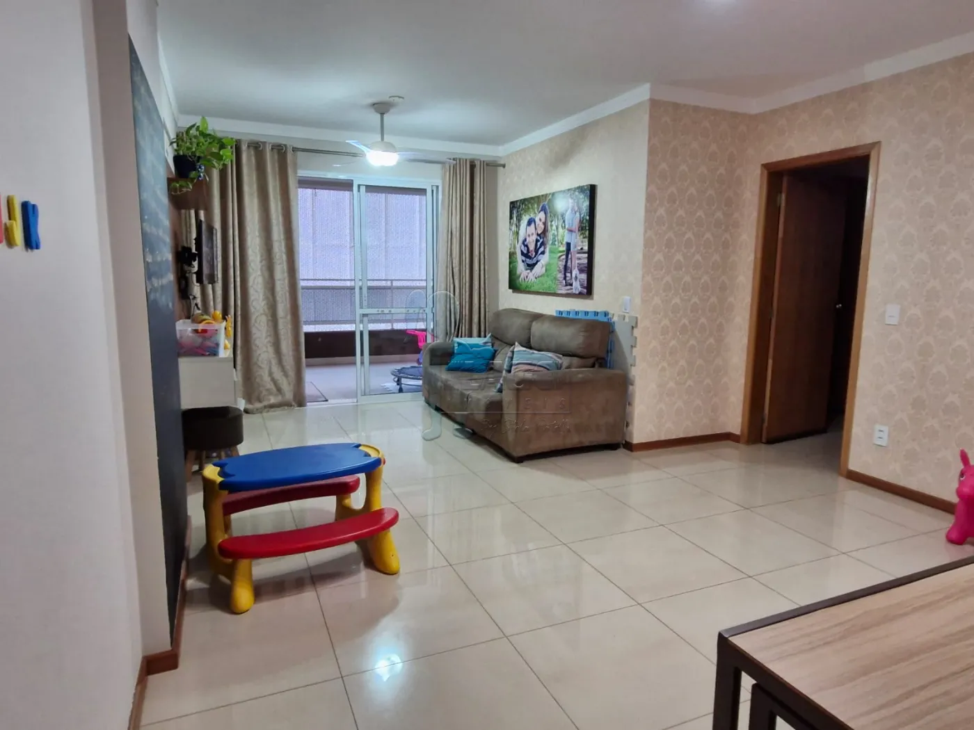 Comprar Apartamento / Padrão em Ribeirão Preto R$ 650.000,00 - Foto 1