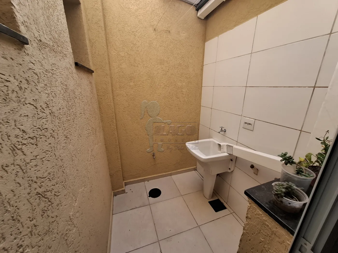 Alugar Apartamento / Padrão em Ribeirão Preto R$ 1.600,00 - Foto 6