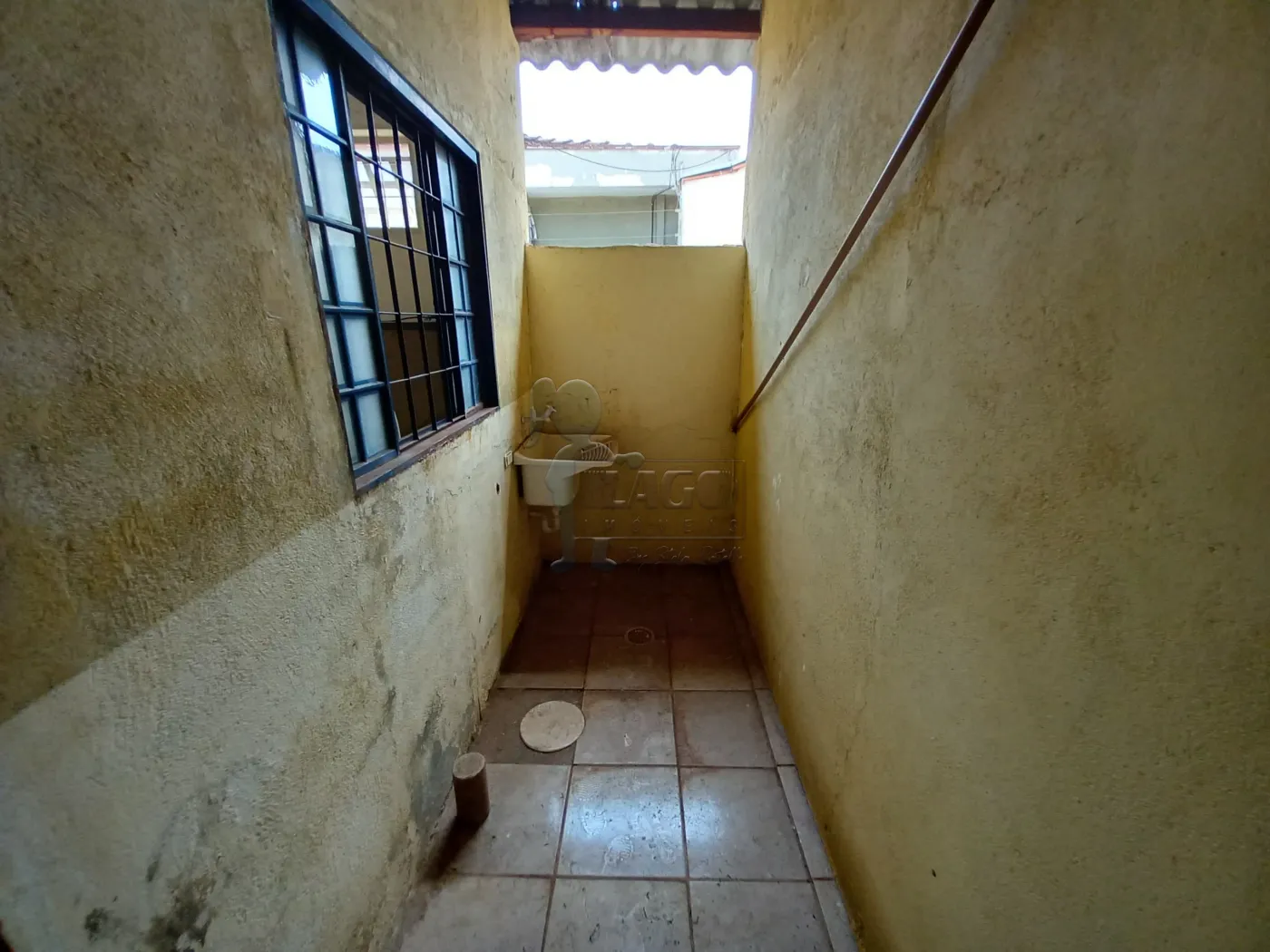 Alugar Casa / Padrão em Ribeirão Preto R$ 550,00 - Foto 6