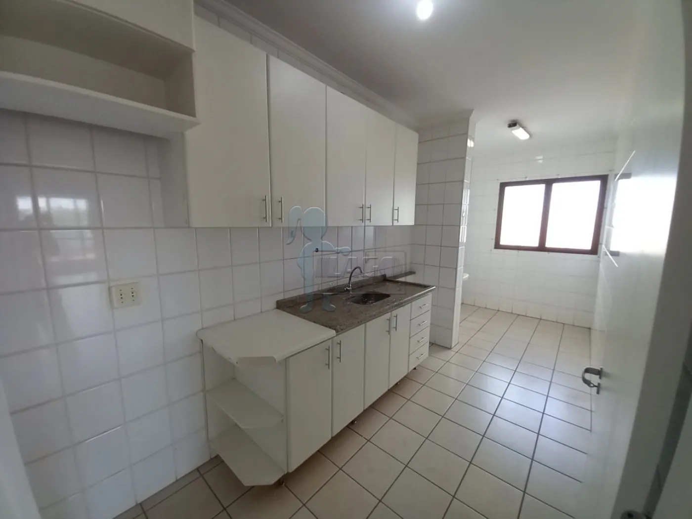 Alugar Apartamento / Padrão em Ribeirão Preto R$ 1.600,00 - Foto 3