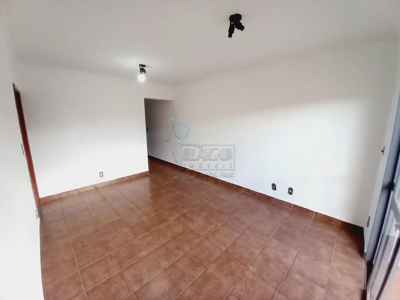 Alugar Apartamento / Padrão em Ribeirão Preto R$ 850,00 - Foto 2