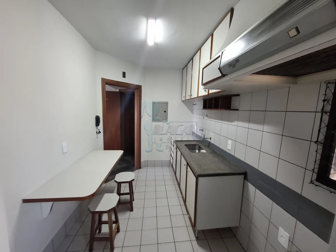 Alugar Apartamento / Padrão em Ribeirão Preto R$ 1.000,00 - Foto 3