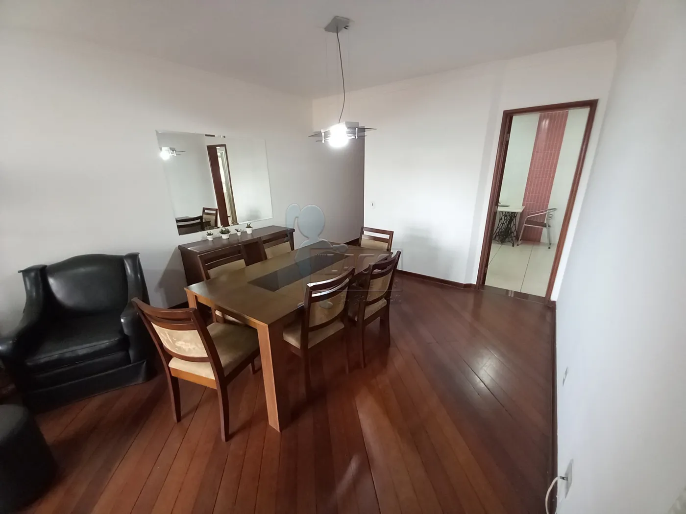 Alugar Apartamento / Padrão em Ribeirão Preto R$ 1.900,00 - Foto 2