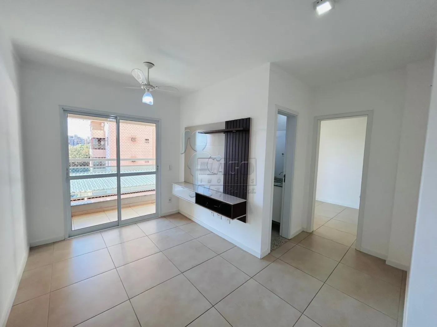 Alugar Apartamento / Padrão em Ribeirão Preto R$ 1.800,00 - Foto 4