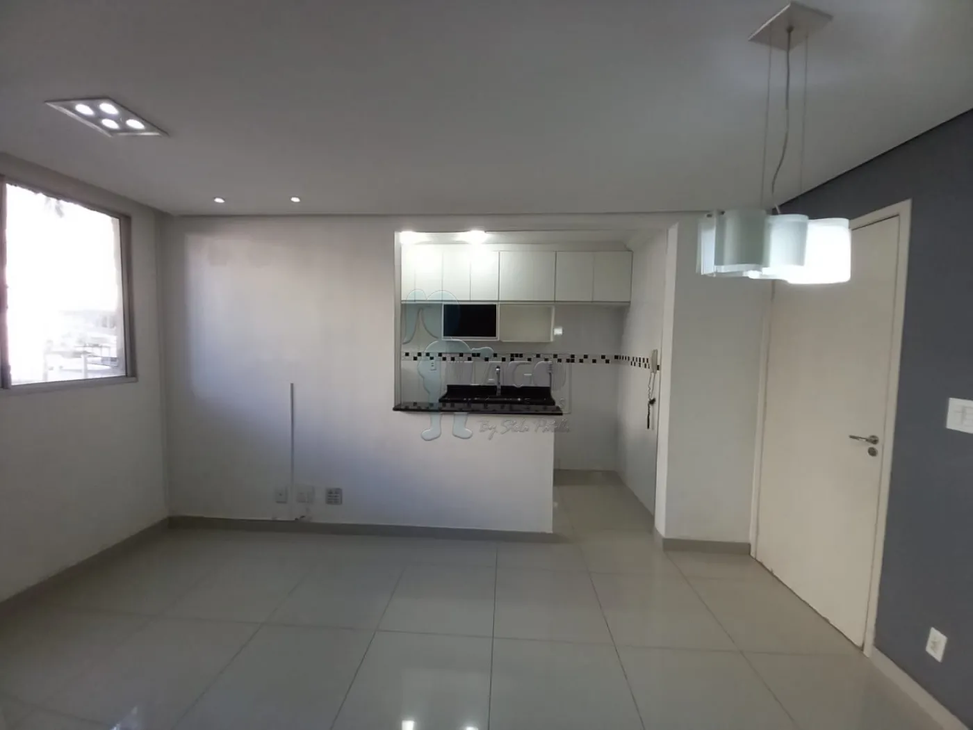 Alugar Apartamento / Padrão em Ribeirão Preto R$ 1.300,00 - Foto 2