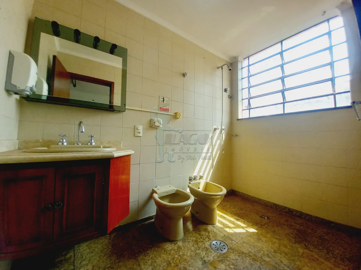 Alugar Casa / Padrão em Ribeirão Preto R$ 1.900,00 - Foto 13