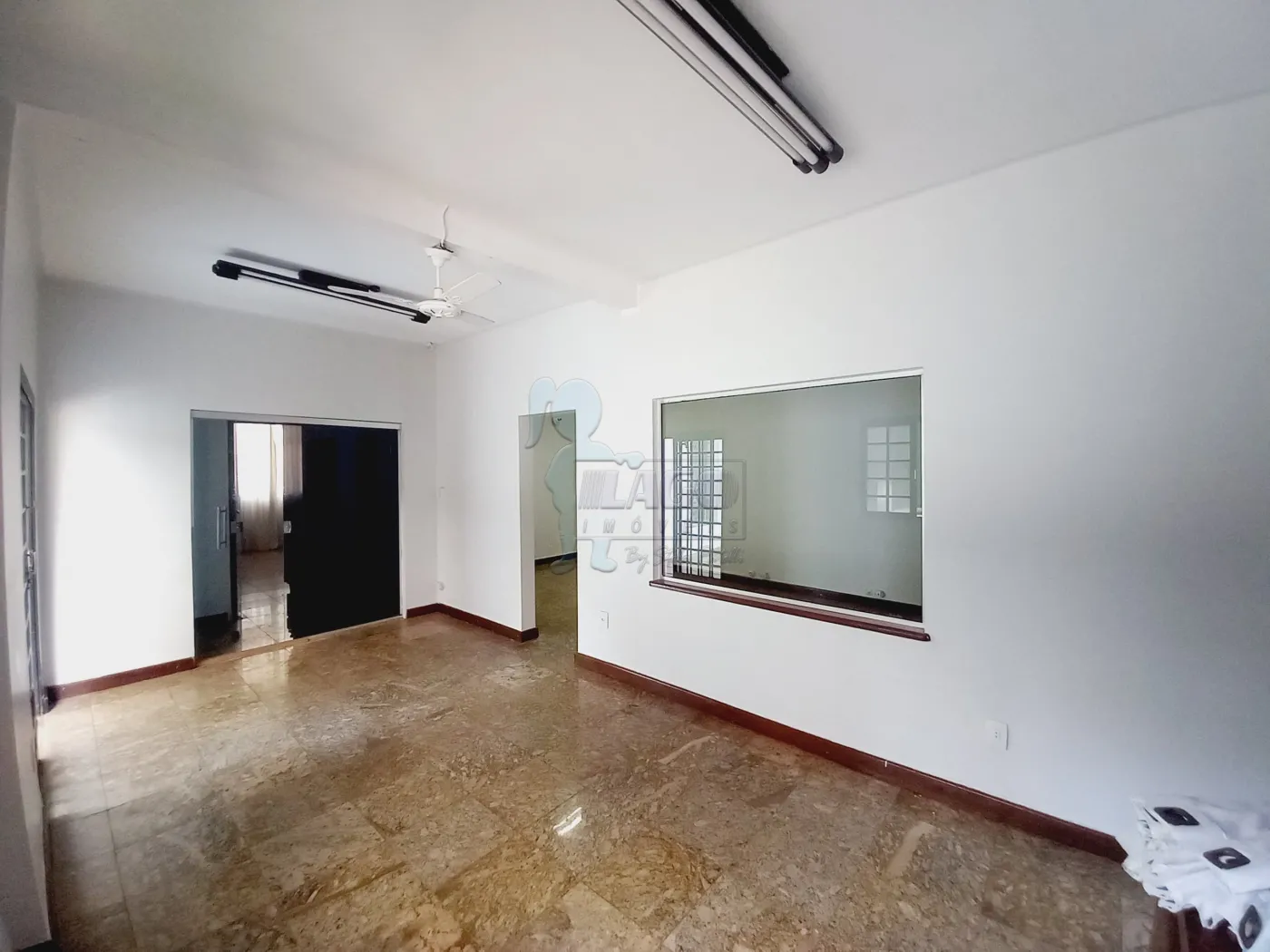 Alugar Casa / Padrão em Ribeirão Preto R$ 1.900,00 - Foto 3