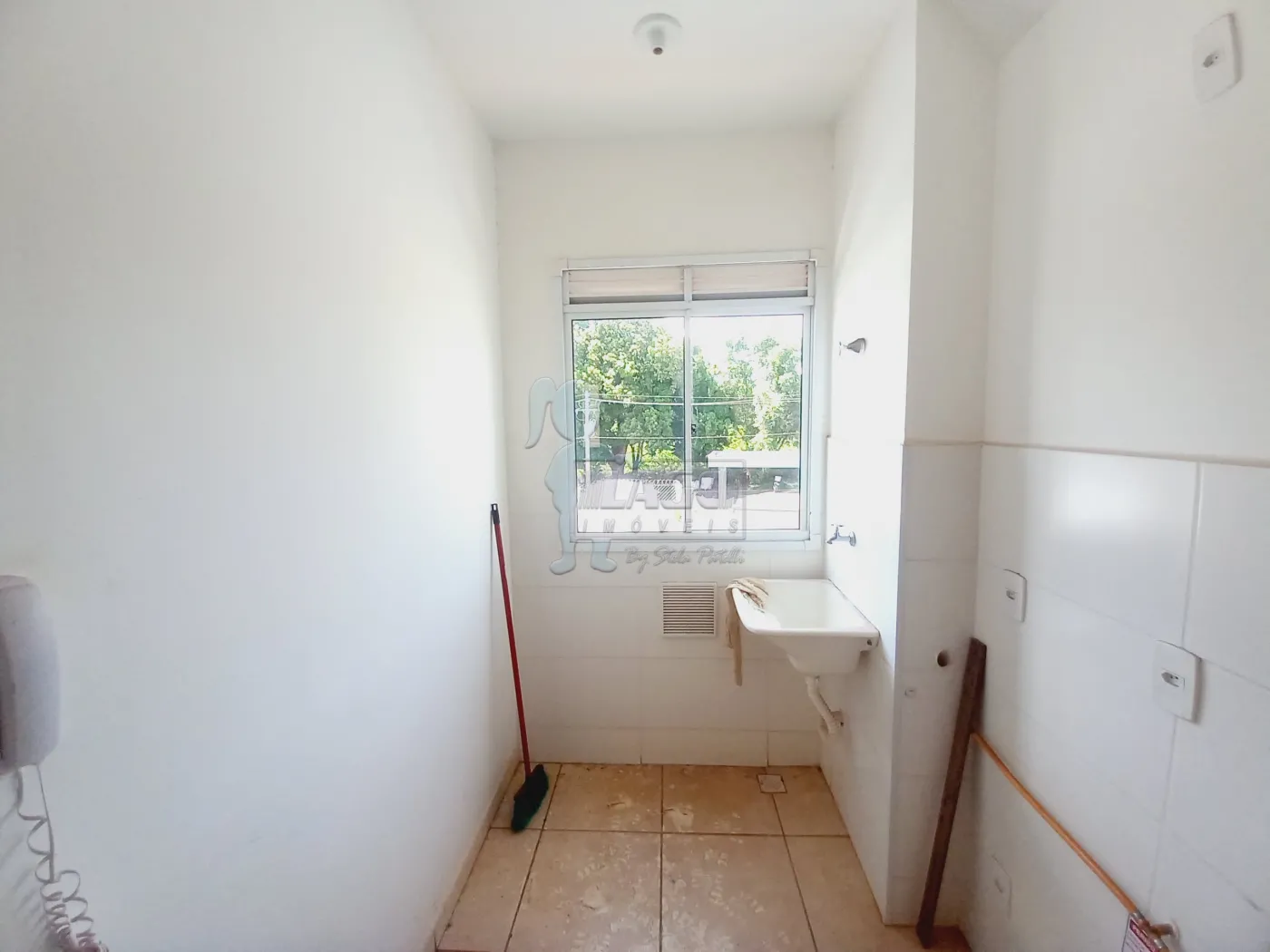 Alugar Apartamento / Padrão em Ribeirão Preto R$ 850,00 - Foto 13