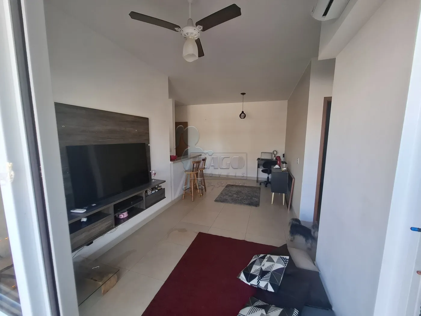 Alugar Apartamento / Padrão em Ribeirão Preto R$ 1.800,00 - Foto 1