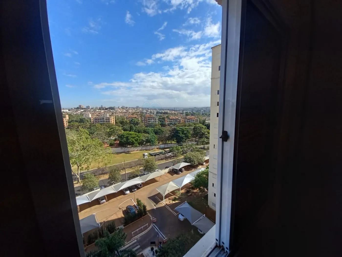 Alugar Apartamento / Padrão em Ribeirão Preto R$ 1.500,00 - Foto 15