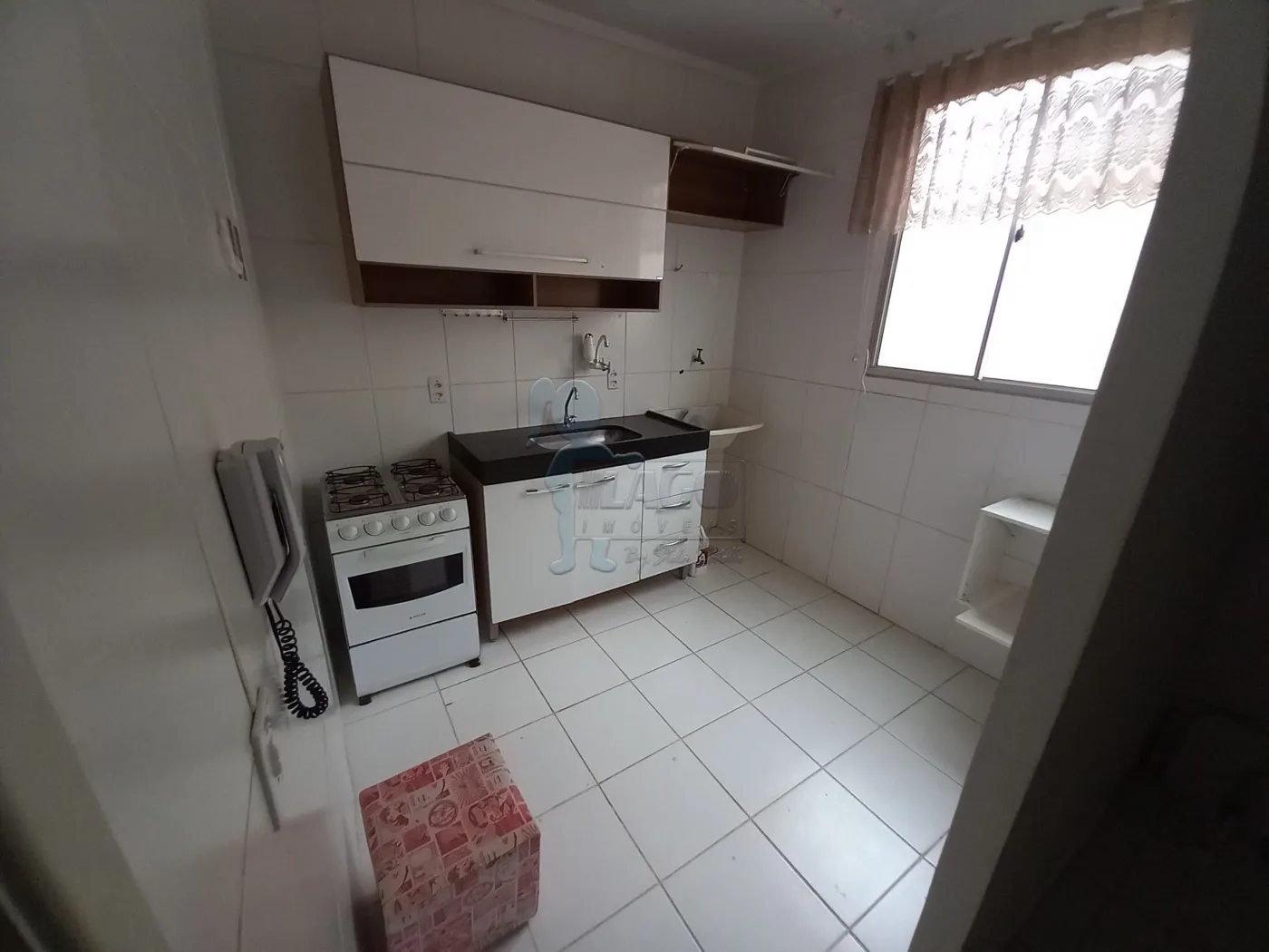 Alugar Apartamento / Padrão em Ribeirão Preto R$ 950,00 - Foto 5