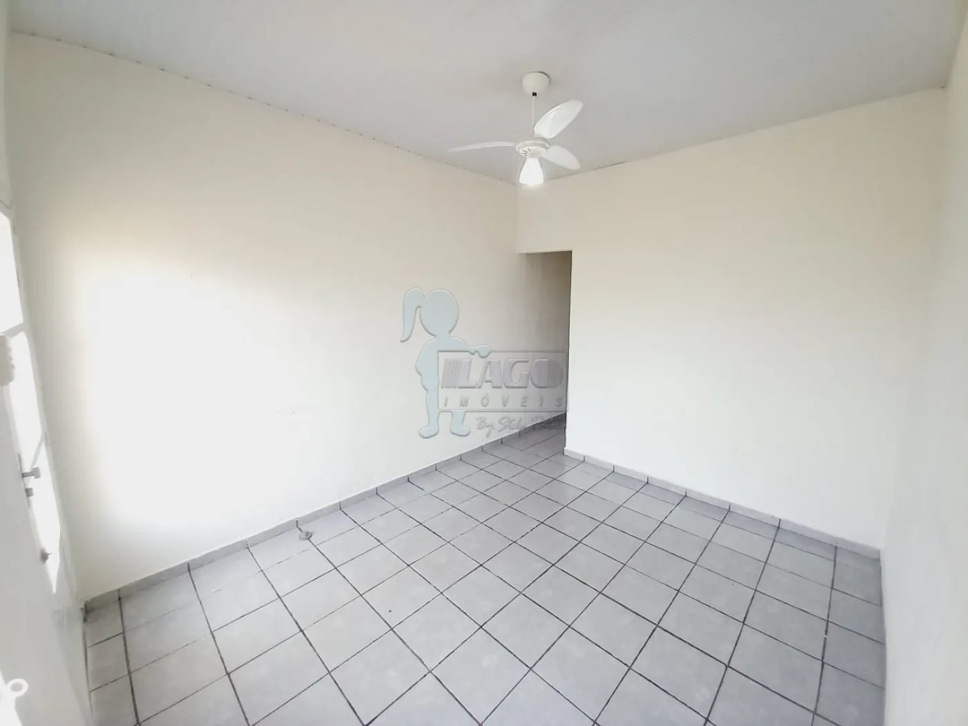 Alugar Casa / Padrão em Ribeirão Preto R$ 900,00 - Foto 4