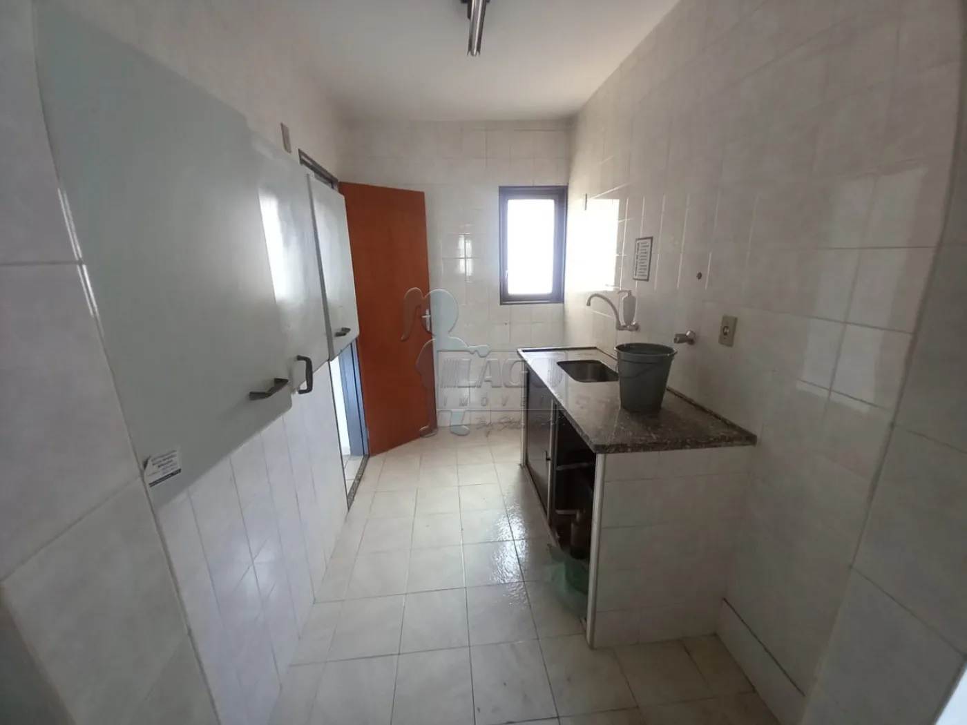 Alugar Apartamento / Padrão em Ribeirão Preto R$ 900,00 - Foto 4