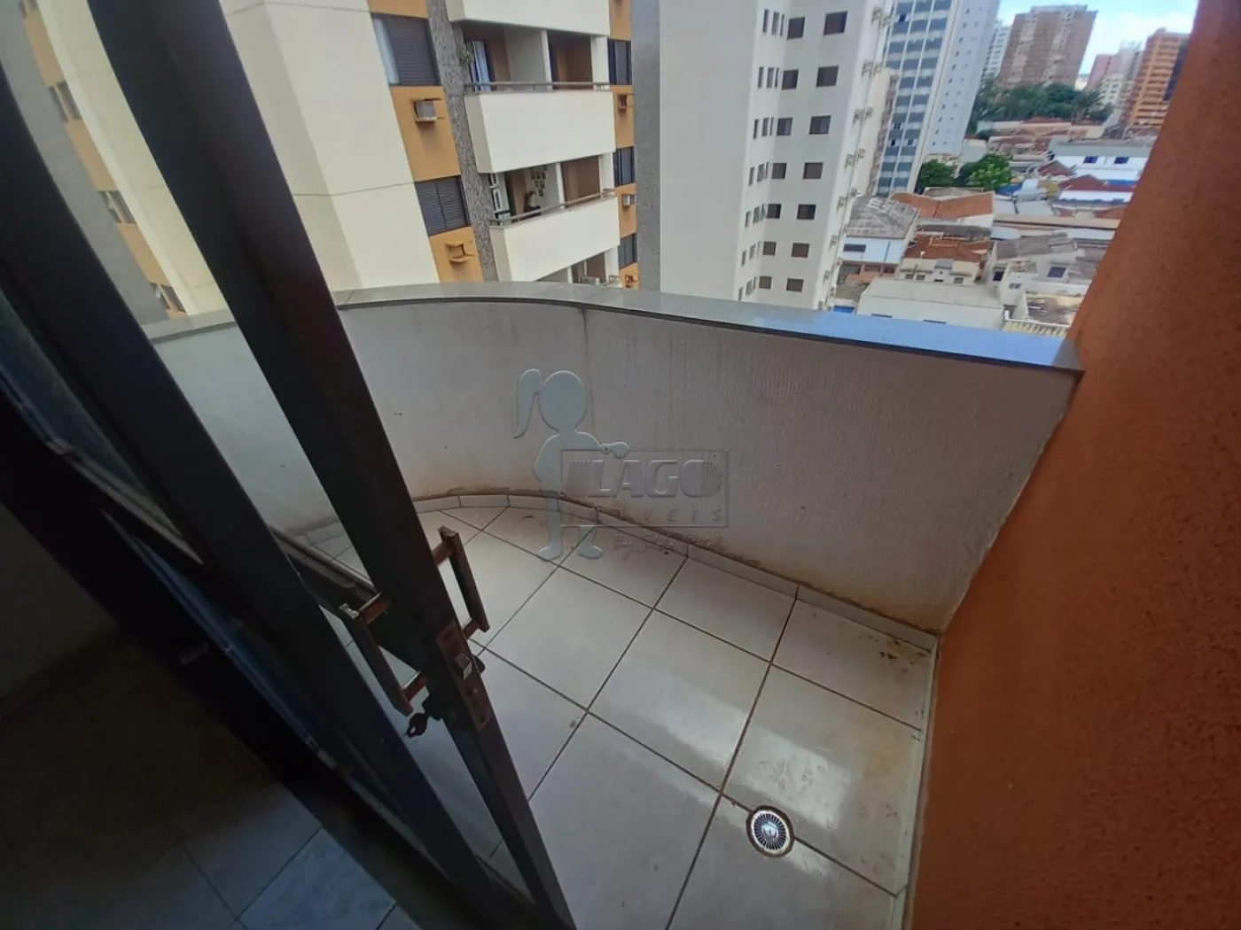 Alugar Apartamento / Padrão em Ribeirão Preto R$ 900,00 - Foto 3