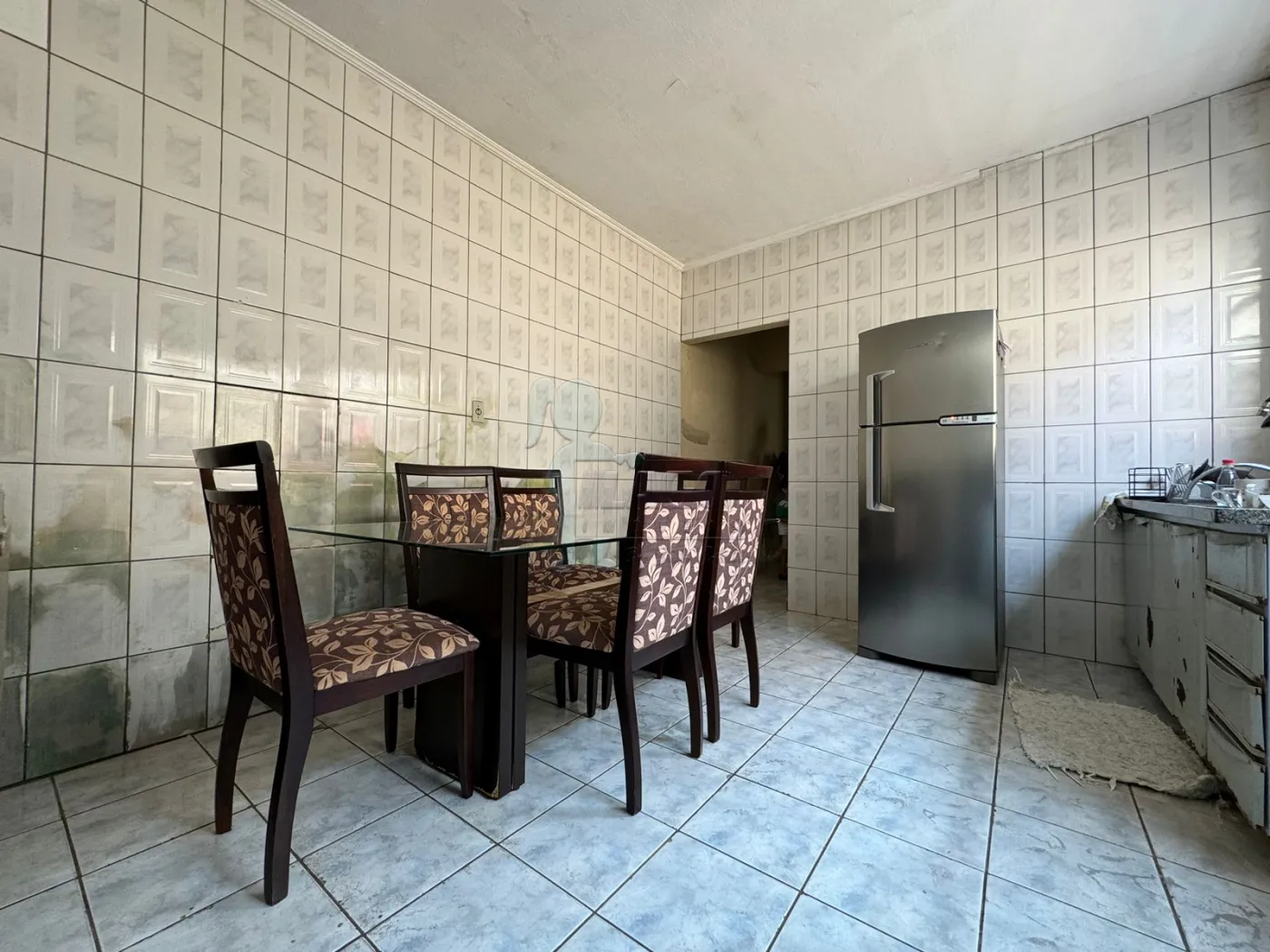 Comprar Casa / Padrão em Ribeirão Preto R$ 170.000,00 - Foto 1