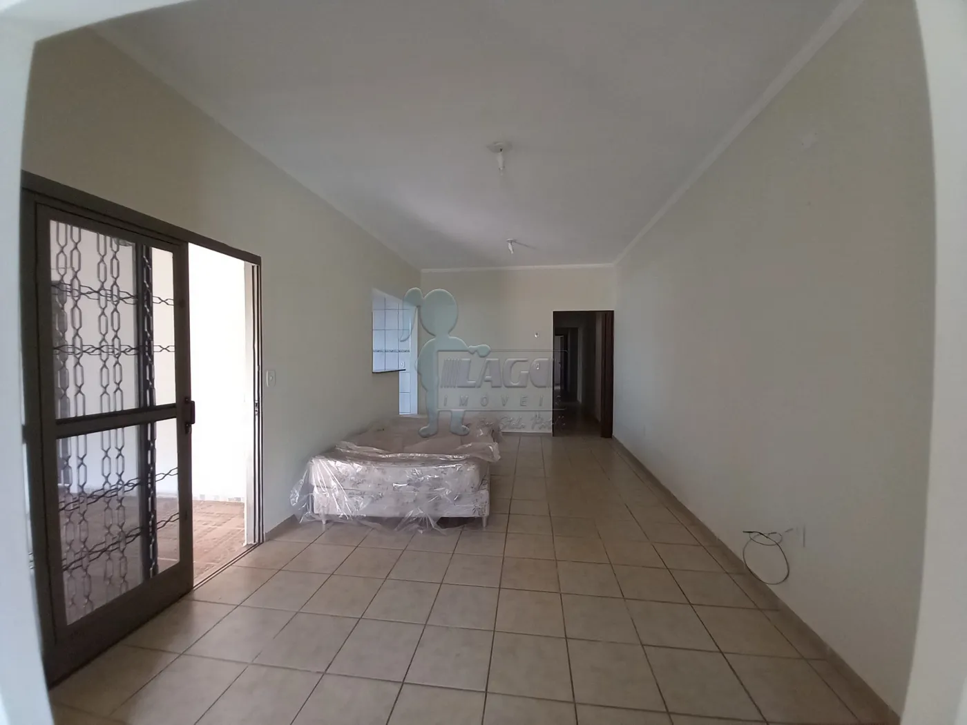 Alugar Casa / Padrão em Ribeirão Preto R$ 3.000,00 - Foto 4