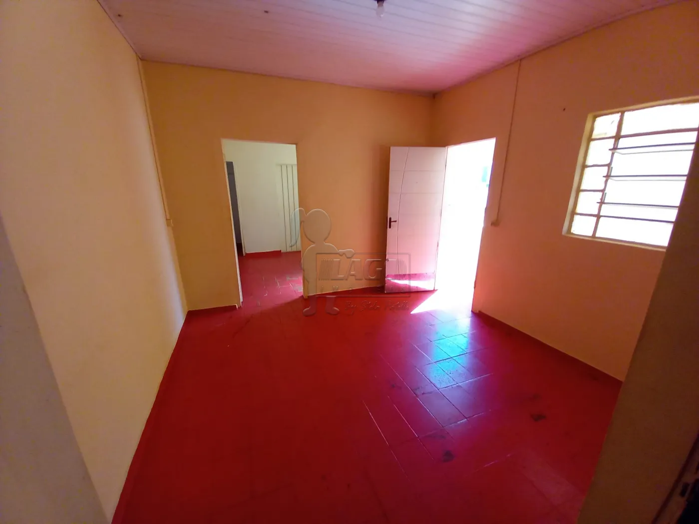 Alugar Casa / Padrão em Ribeirão Preto R$ 650,00 - Foto 1