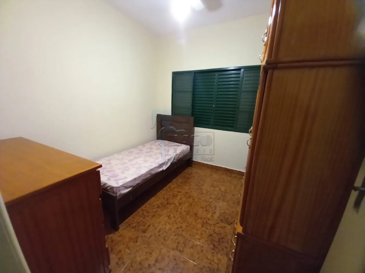 Alugar Casa / Padrão em Ribeirão Preto R$ 1.800,00 - Foto 5