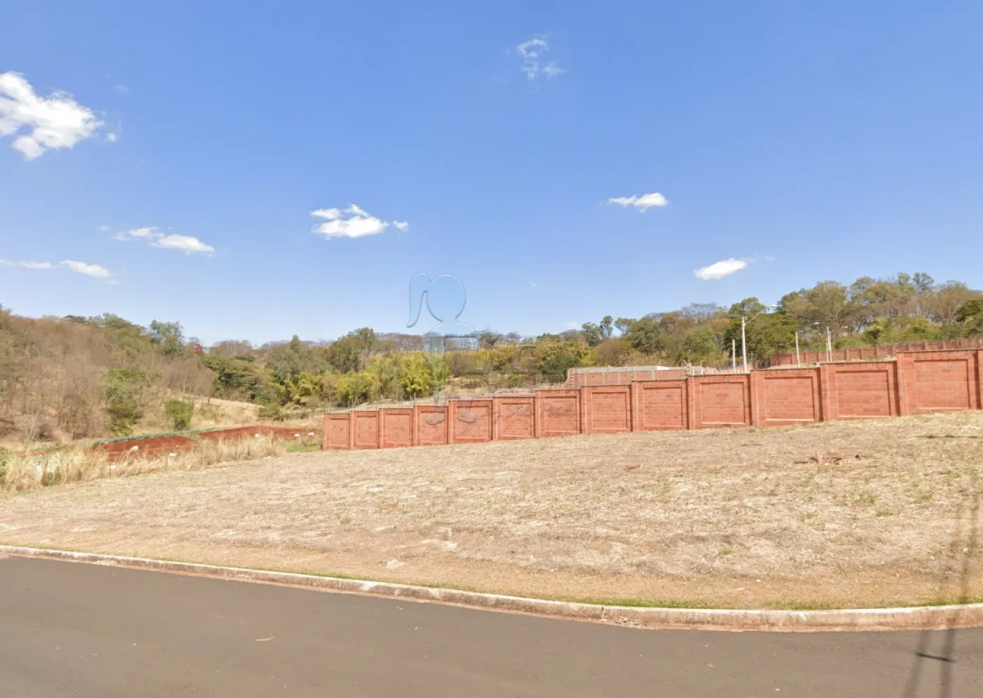 Comprar Terreno / Padrão em Ribeirão Preto R$ 200.000,00 - Foto 2